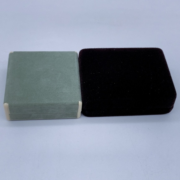 2 Set Pierre Cardin Tie Clips & Cufflinks - Picture 6 of 6